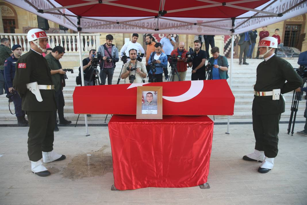 Şehit sözleşmeli onbaşı Alican Güneş’e son veda - Resim: 18